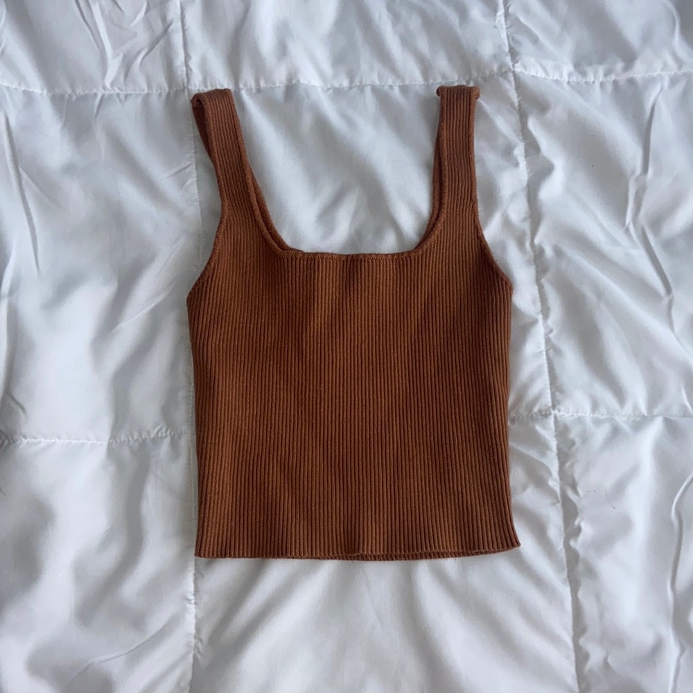 Burnt orange cropped tank